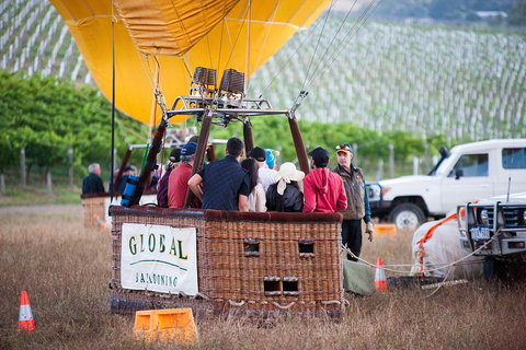 Yarra Valley Balloon Flight And Winery Tour - Find Attractions 2