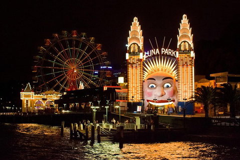 Sydney By Night - Private Luxury Night Tour - Find Attractions 1