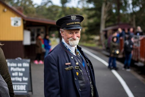 Puffing Billy, Moonlit Sanctuary & Penguins Day Tour - Find Attractions 3