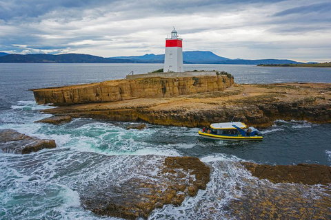 Hobart Sightseeing Cruise Including Iron Pot Lighthouse - Find Attractions 5