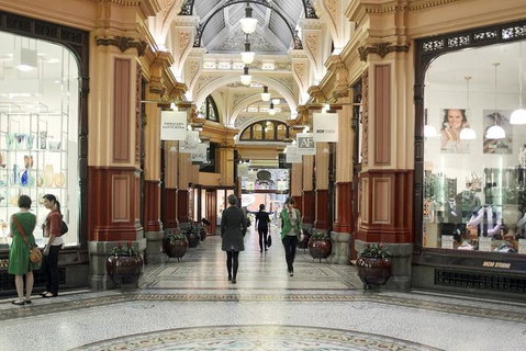Small-Group Melbourne Sightseeing Tour - Find Attractions 2