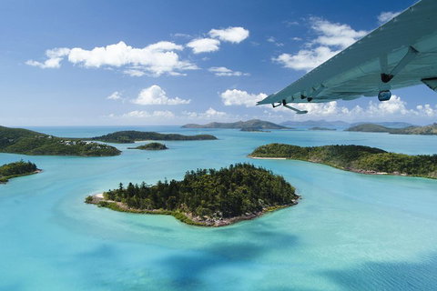 The Whitsunday Express Scenic Flight - 25 Minutes - Find Attractions 1