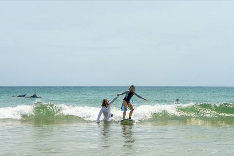Private Beginners Surf Lessons, Noosa World Surf Reserve - Find Attractions 0