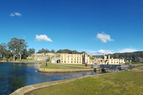 6-Day Tasmanian Explorer Adventure Tour From Hobart - Find Attractions 0