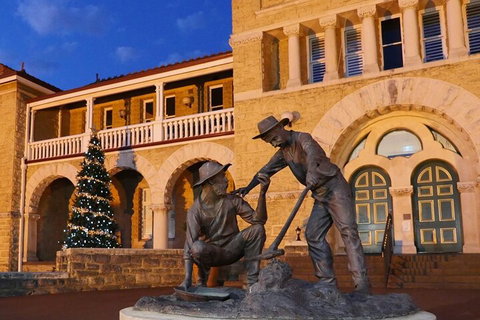 The Perth Mint: Guided Heritage Tour And Gold Pour - Find Attractions 3