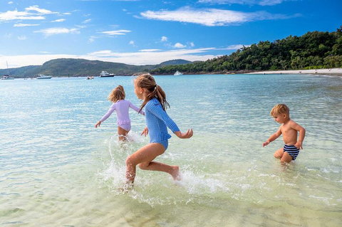 Whitehaven Beach And Daydream Island Cruise - Find Attractions 3