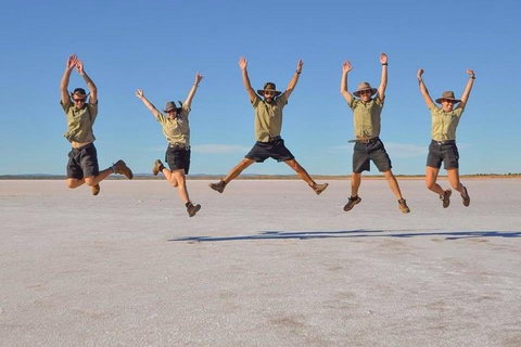 Mount Conner 4WD Small Group Tour From Ayers Rock Including Dinner - Find Attractions 2
