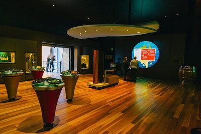 Australian Wine Discovery Tour with Tastings