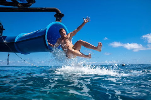Outer Reef Pontoon Experience From Cairns - Find Attractions 2