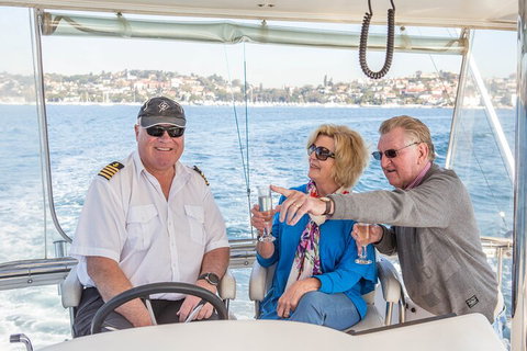 Private Sydney Harbour Lunch Cruise Including Unlimited Drinks - Find Attractions 4