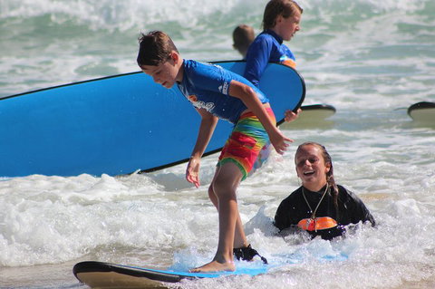 Learn To Surf At Broadbeach On The Gold Coast - Find Attractions 0